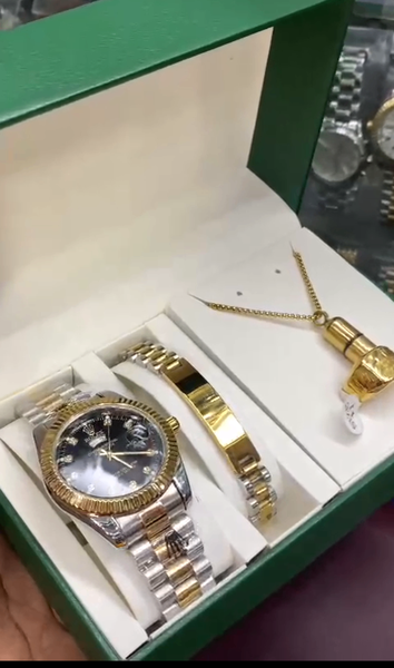 Complet montre, bracelet, chaine, bague