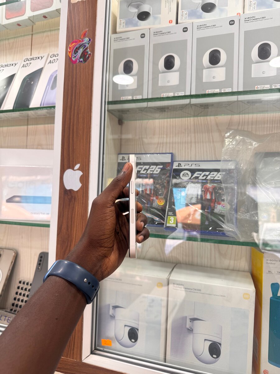 iPhone 13 Rose 128 Giga