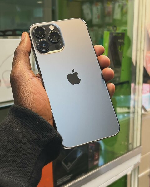 Graphite iPhone 13pro max