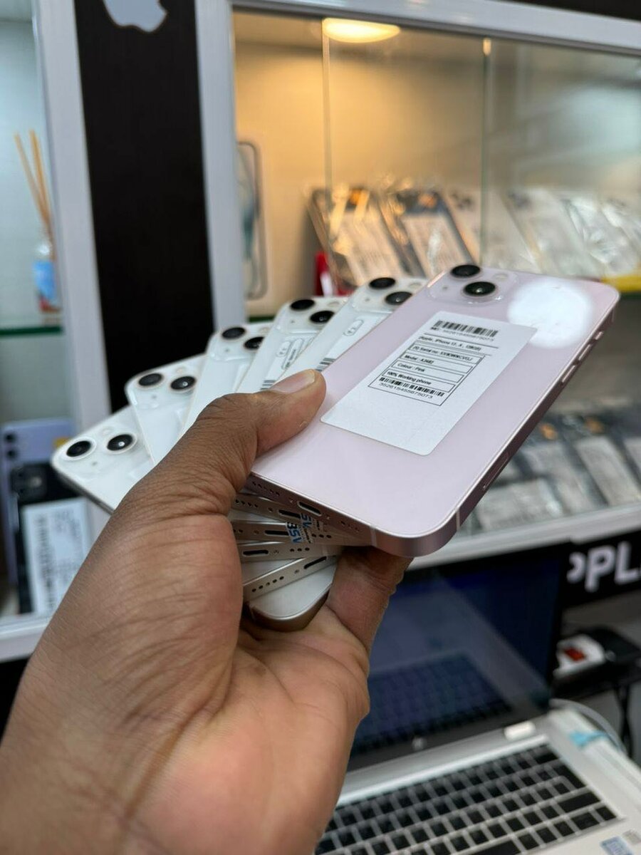 iPhone 13 simple cassi neuf