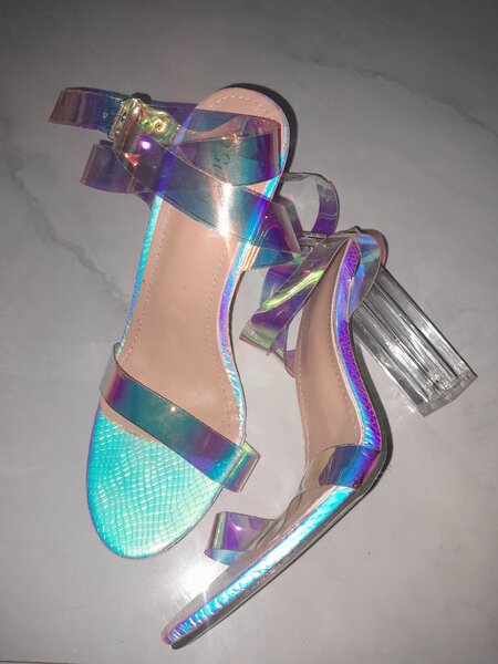 BRAND NEW WOMEN'S SHOES