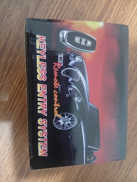 Système d'entrée sans clé voiture