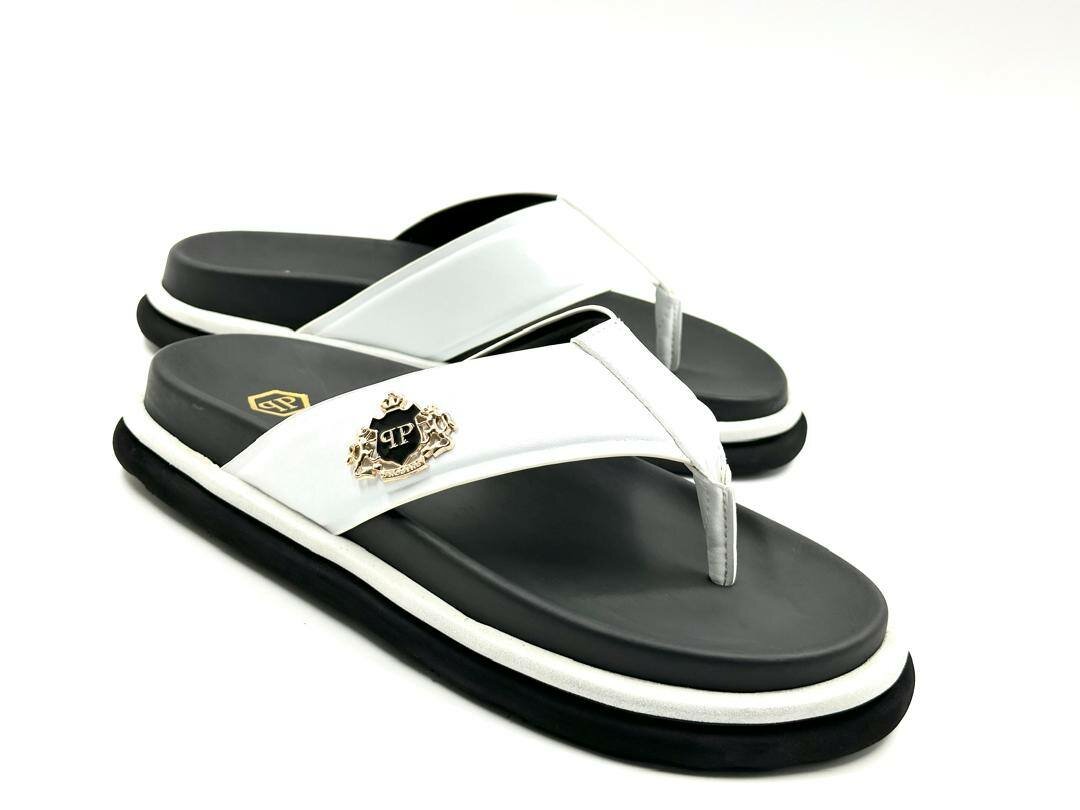 Solid triple sole slippers