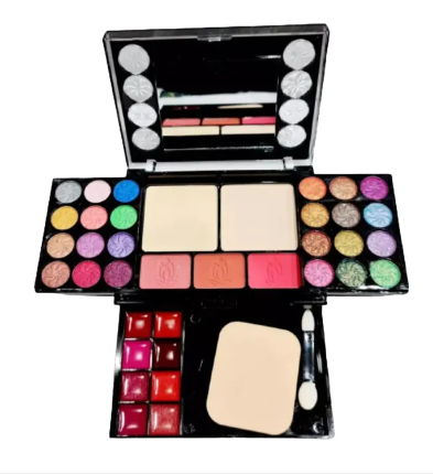 New Makeup BB palet 4 in 1