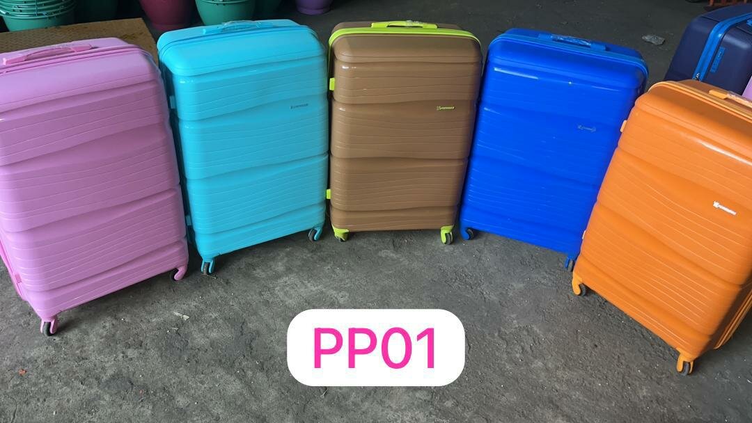 Valise rigide colorée