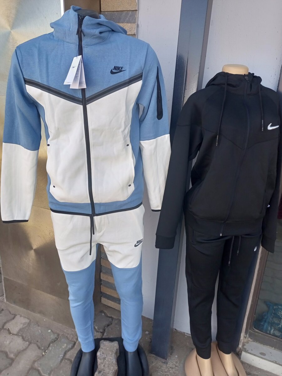 Quality Nike Tech Fleece Unisex Tracksuits