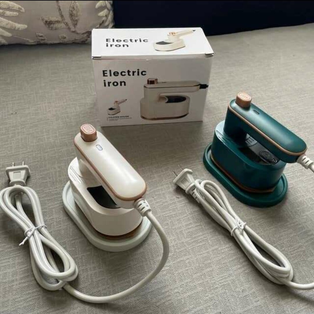 Fer à repasser portable compact