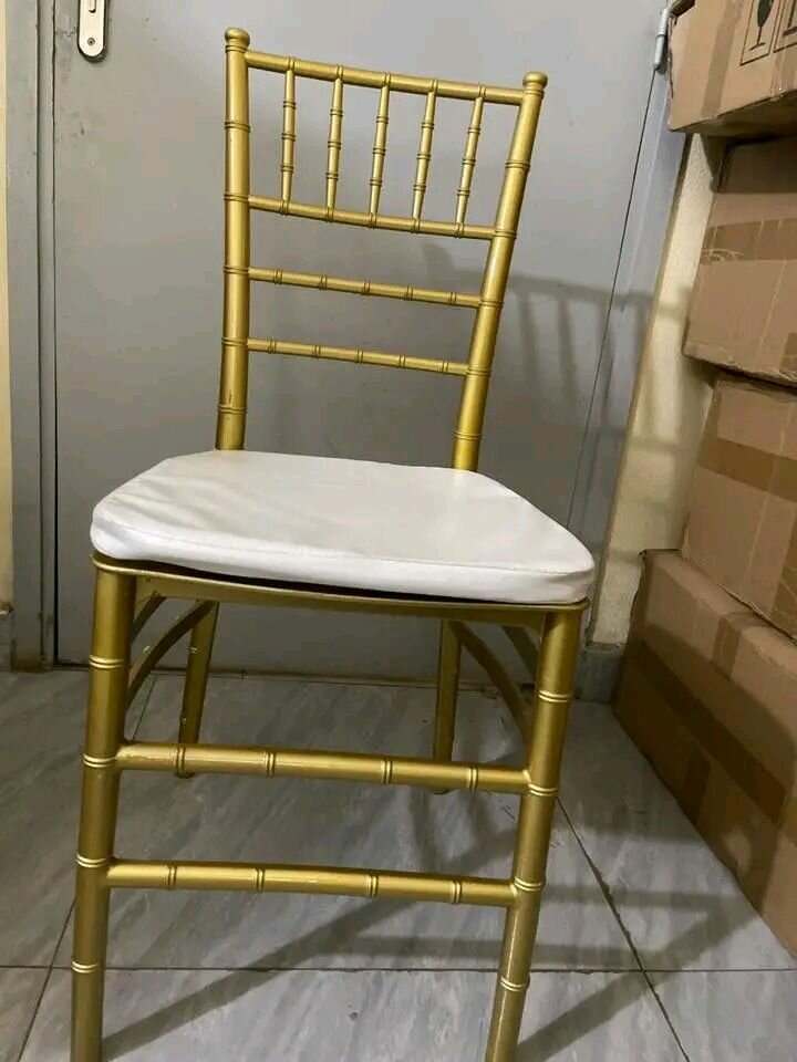 Chaises élégantes pour événements