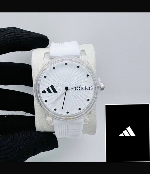 Montre sport unisexe élégante