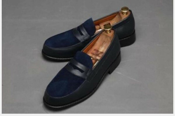 Mocassins en daim bleu élégant