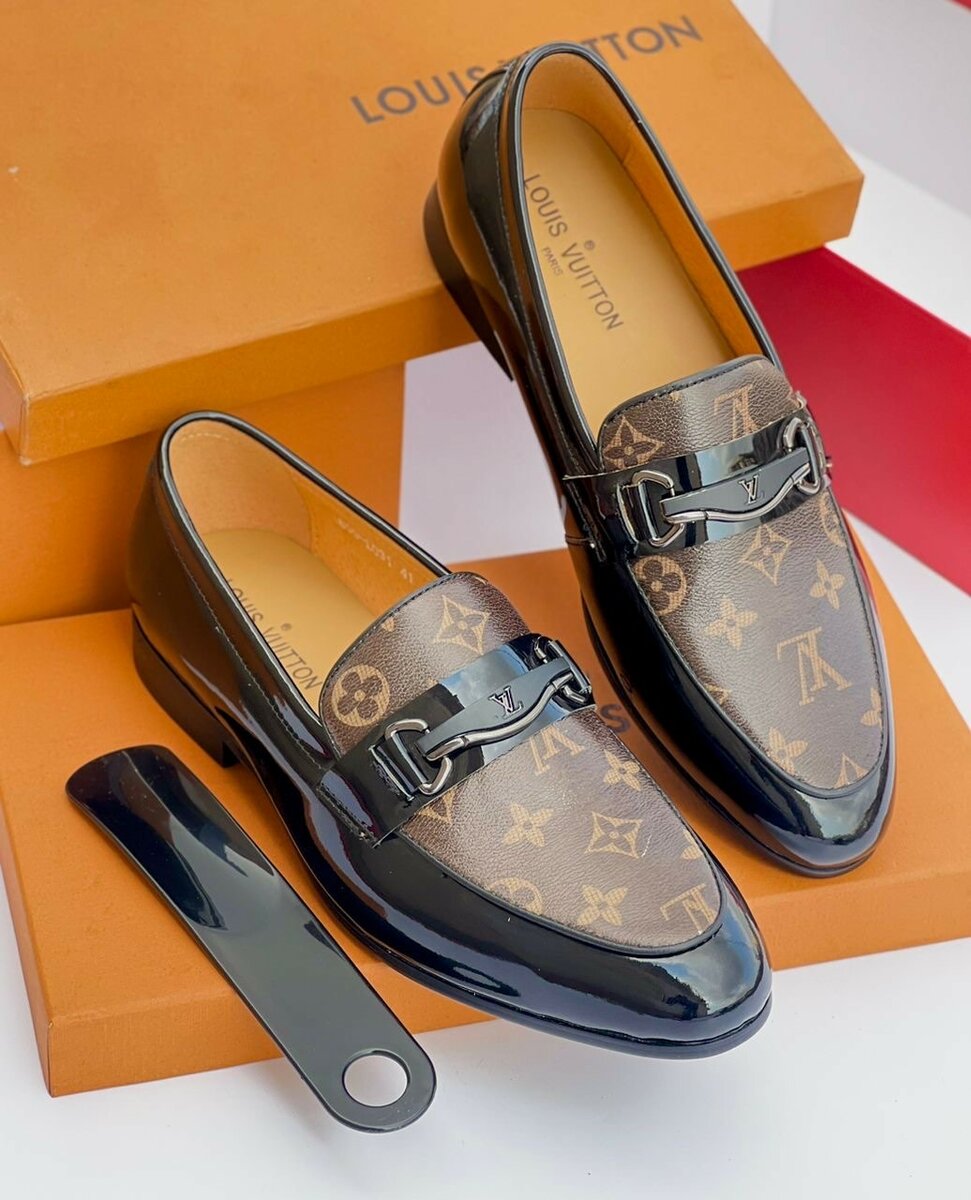 LOUIS VUITTON EXECUTIVE SHOE