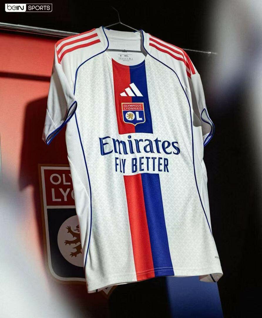 Maillots de Football Hommes