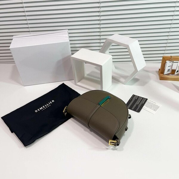 Sac à Main en Cuir Chic