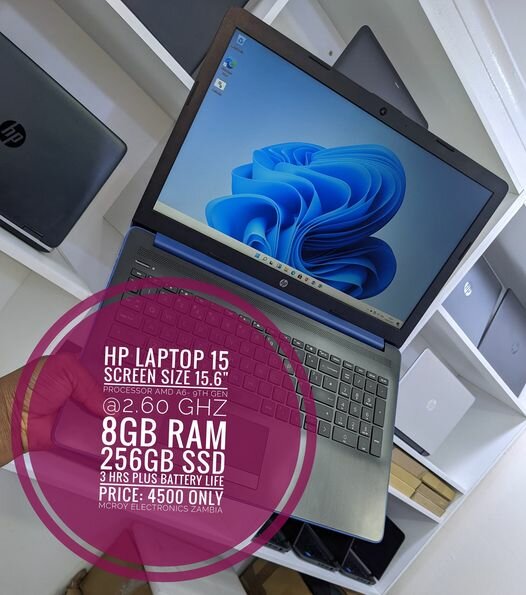LAPTOP HP 15