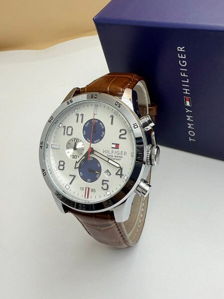 Montre homme Tommy Hilfiger élégante