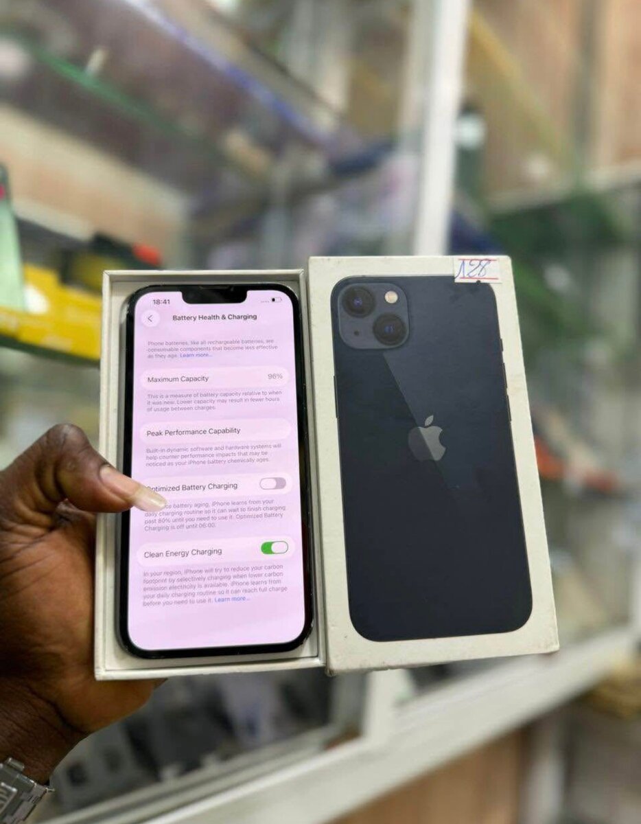 iPhone 13 Neuf 128 Go Noir