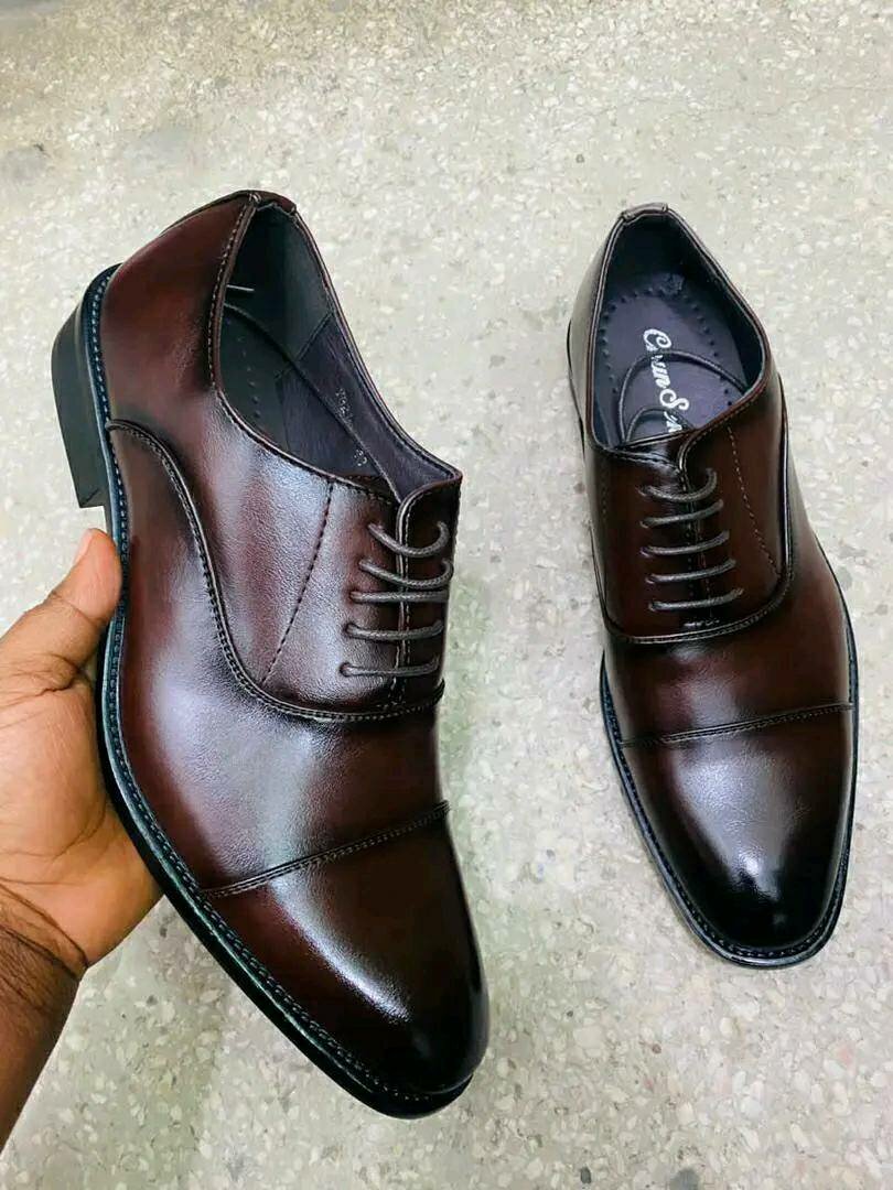 Men's classic leather shoes