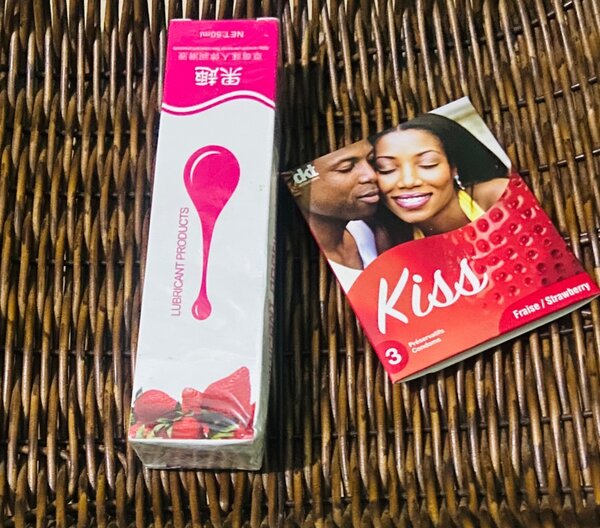 3 Preservatif + 1 lubrifiant