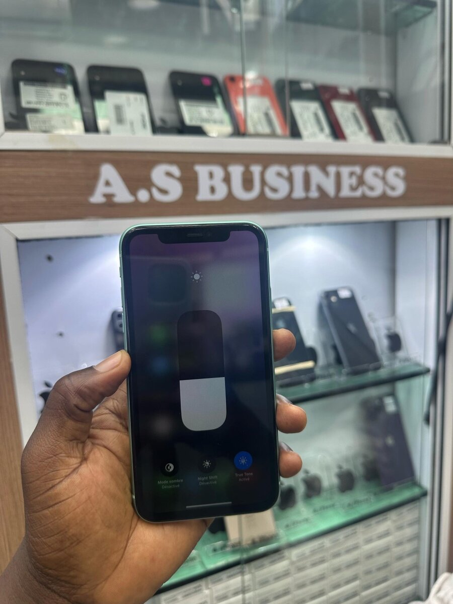 11 simple 64giga tout passe