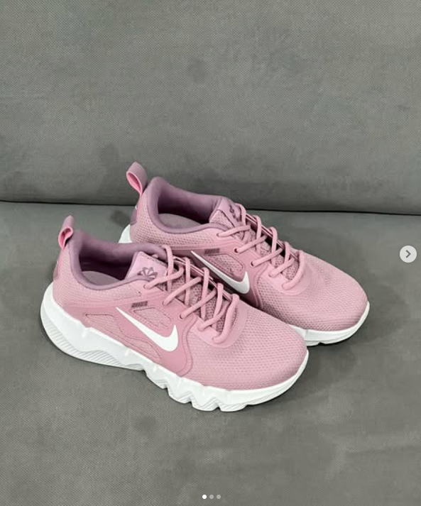 Кроссовки NIke розовые