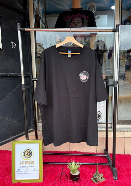 T-shirt noir unisexe tendance