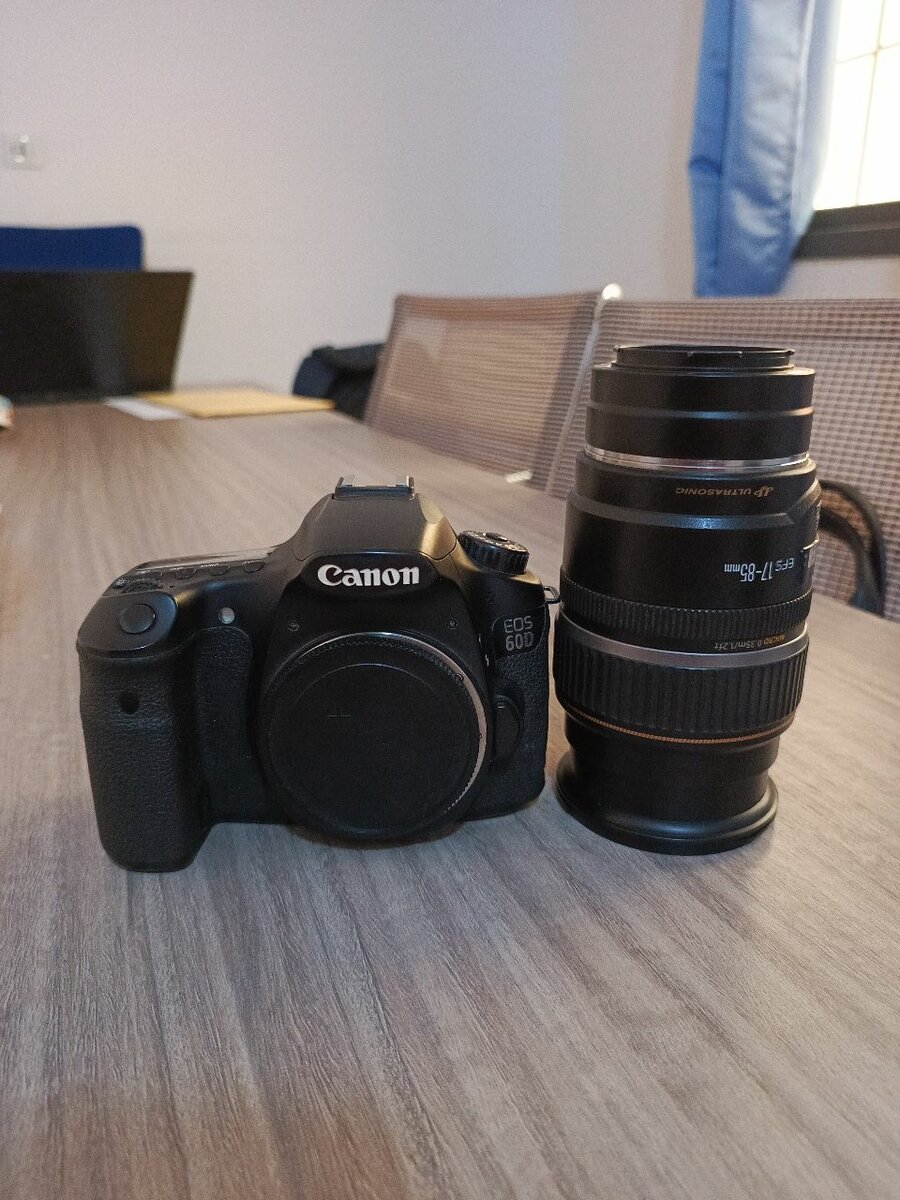 Appareil photo Canon EOS 60D