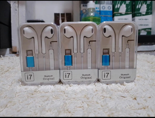 Écouteurs Bluetooth i7