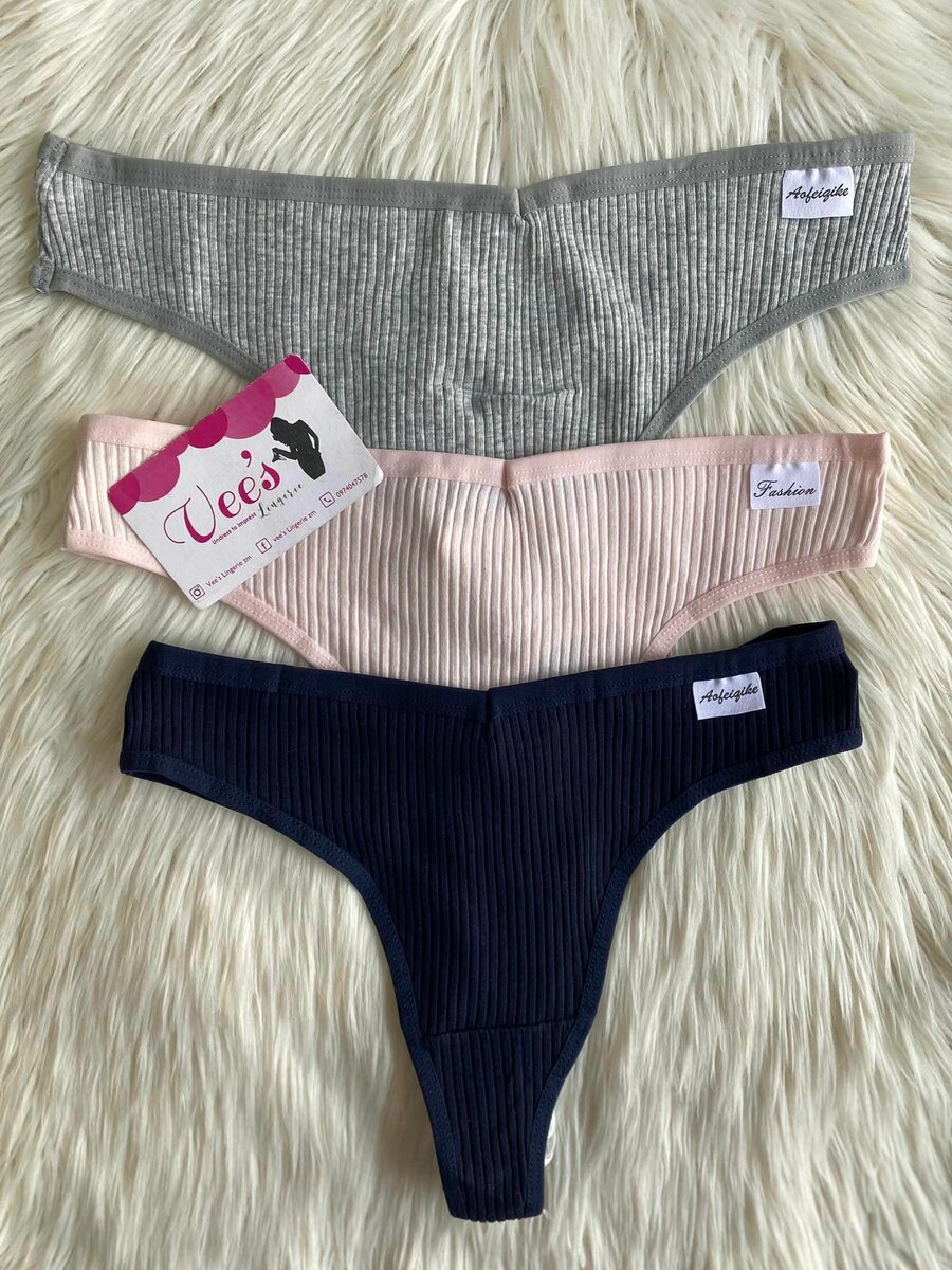 Strings et culottes pour femmes