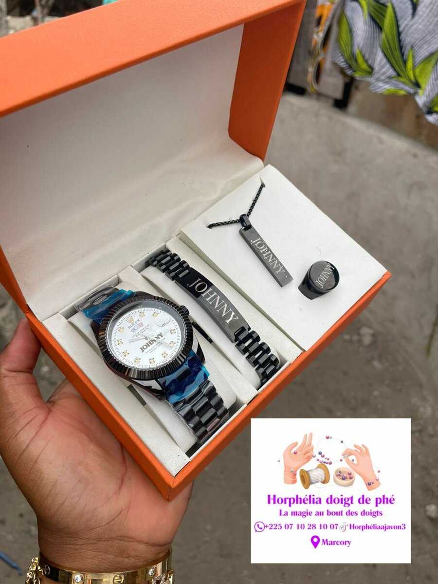 Ensemble montre et bijoux personnalisés