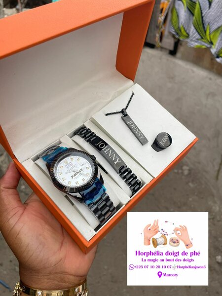 Ensemble montre et bijoux personnalisés