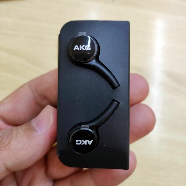 MG TRADERS original Akg type handfree