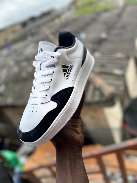 Chaussure adidas