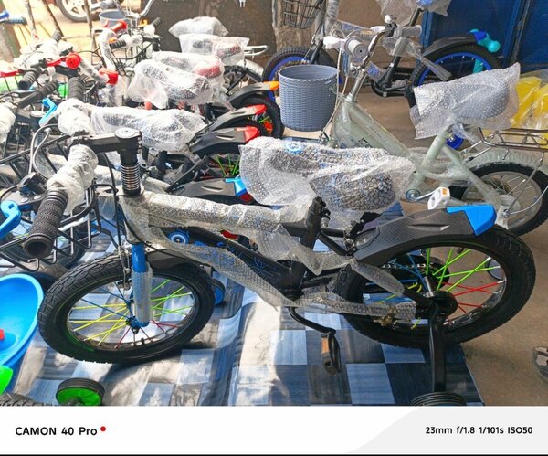 Vélo enfant BMX robuste