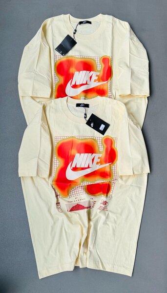 Tee-shirts