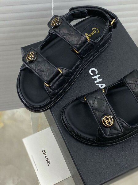 Chaussures fermées