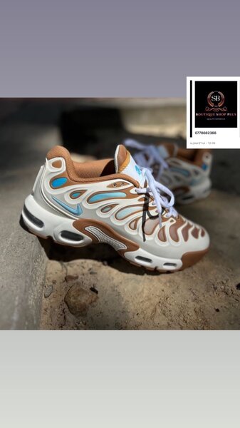 Basket Nike tn drift authentique avec sa boîte