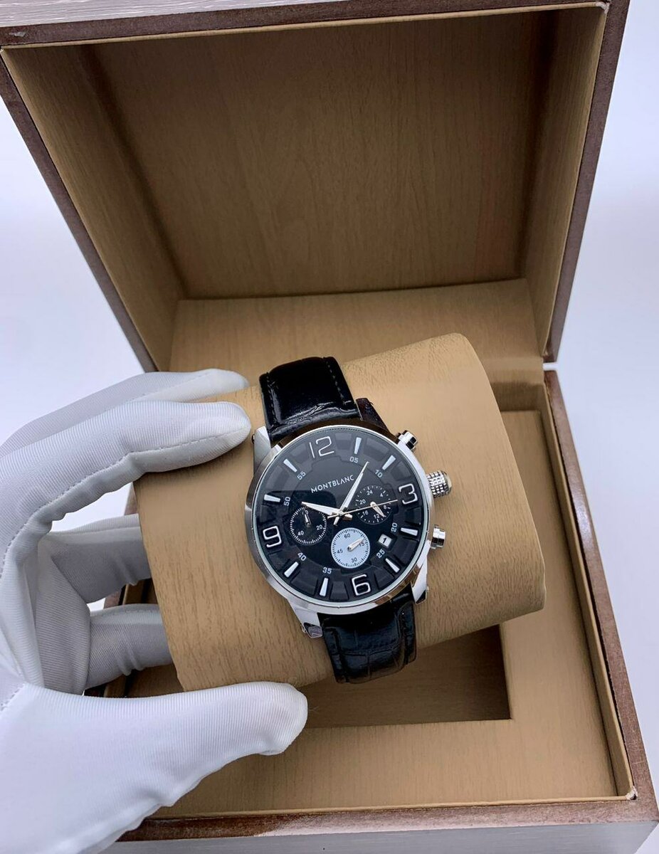 Montre élégante chronographe