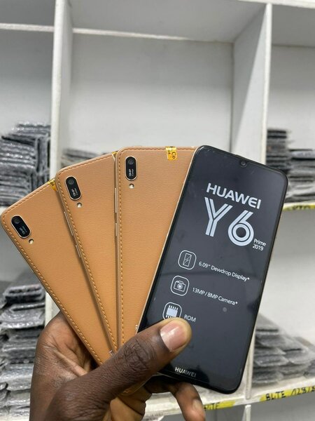 HUAWEI Y6PRIME 2019 (QUASI NEUF)