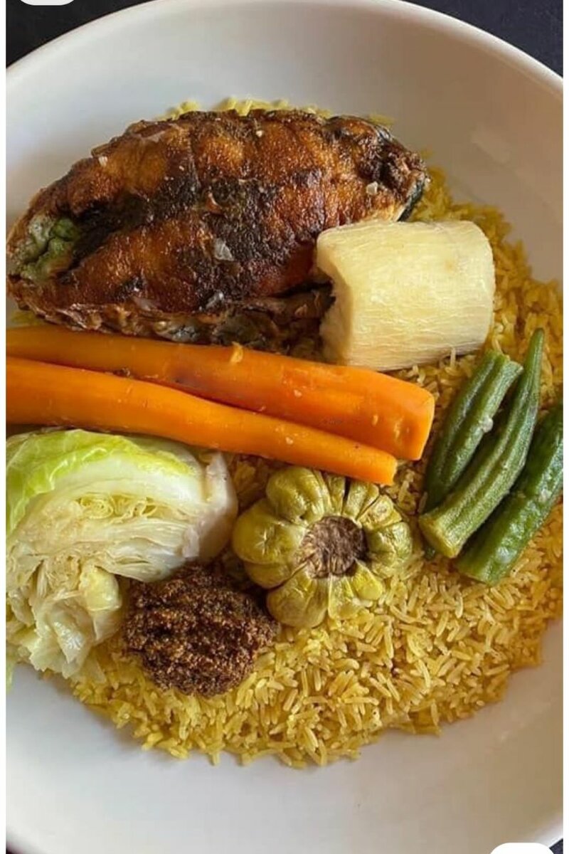 Attiéké poulet, frite poulet