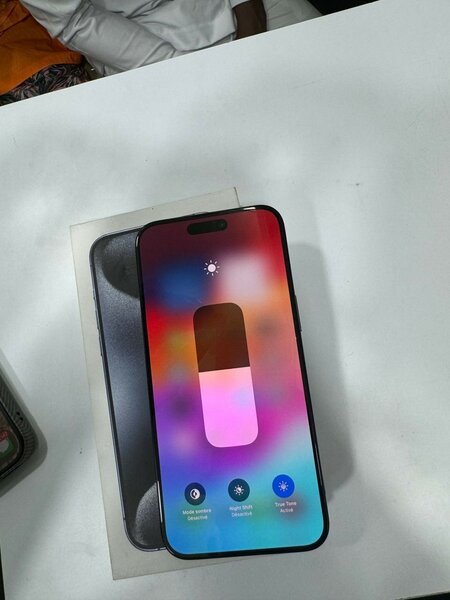 iPhone 15pro Max 256Giga