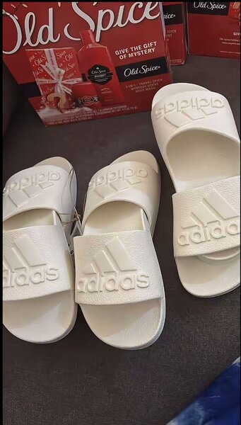 Sandales blanches Adidas