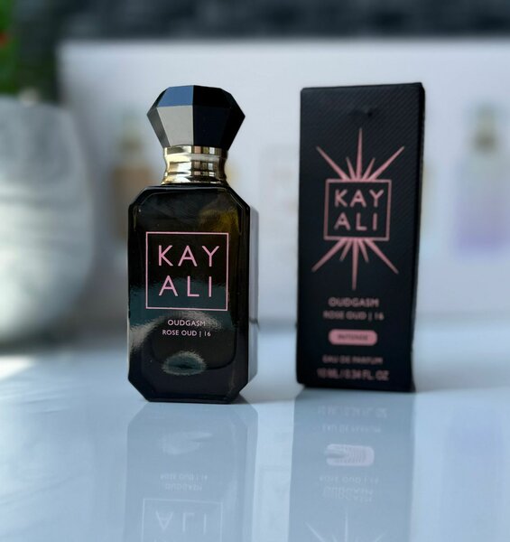 Parfum Kayali Oudgasm