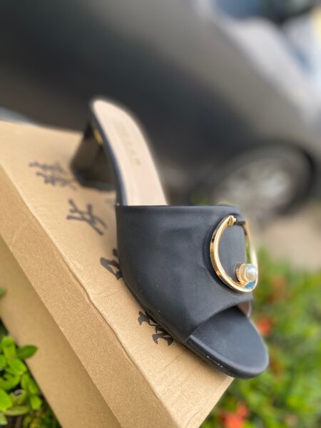 Sleek high heels ladies easy wear sandal