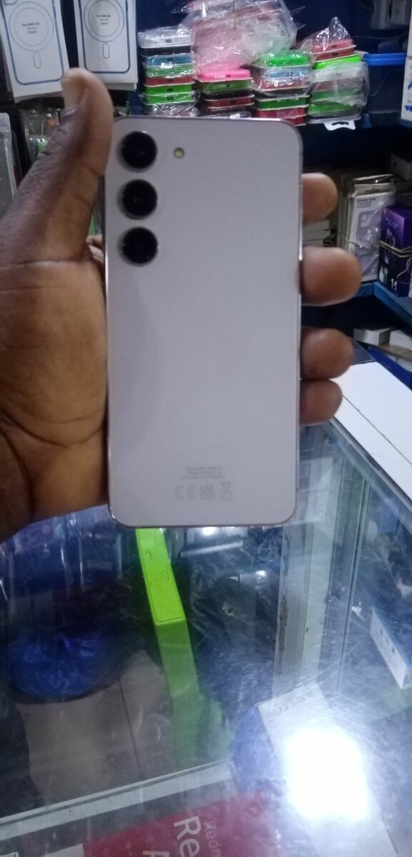 Smartphone haut de gamme 128 Go