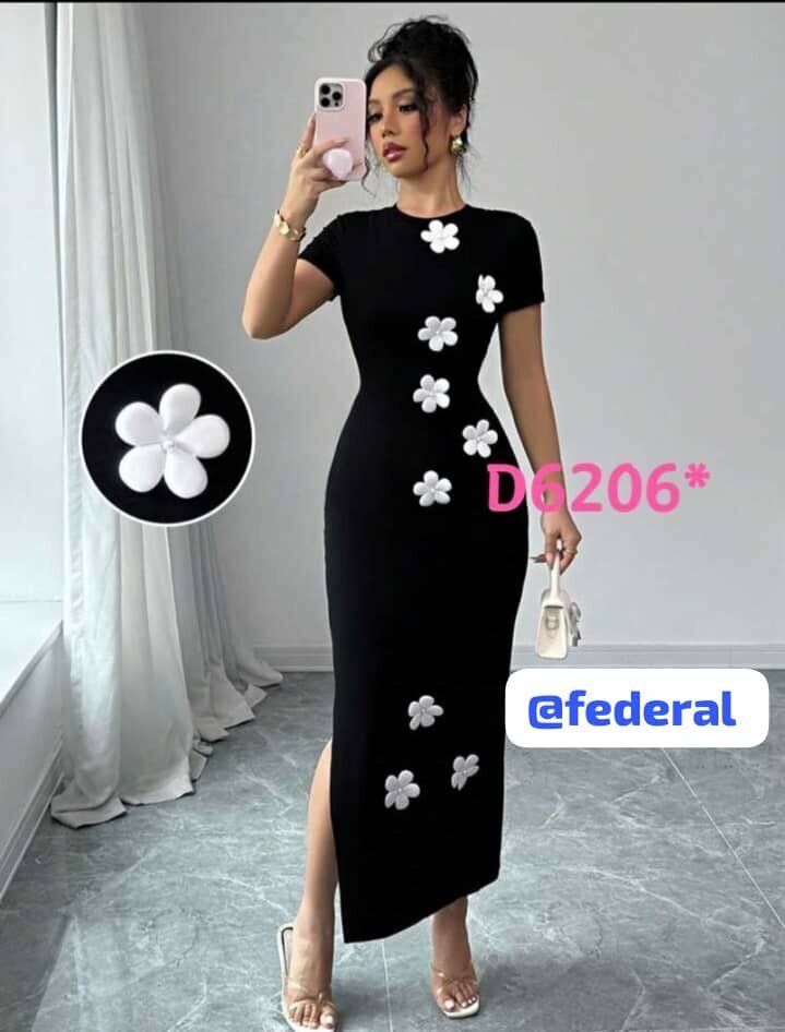 Robe moulante élégante en dentelle