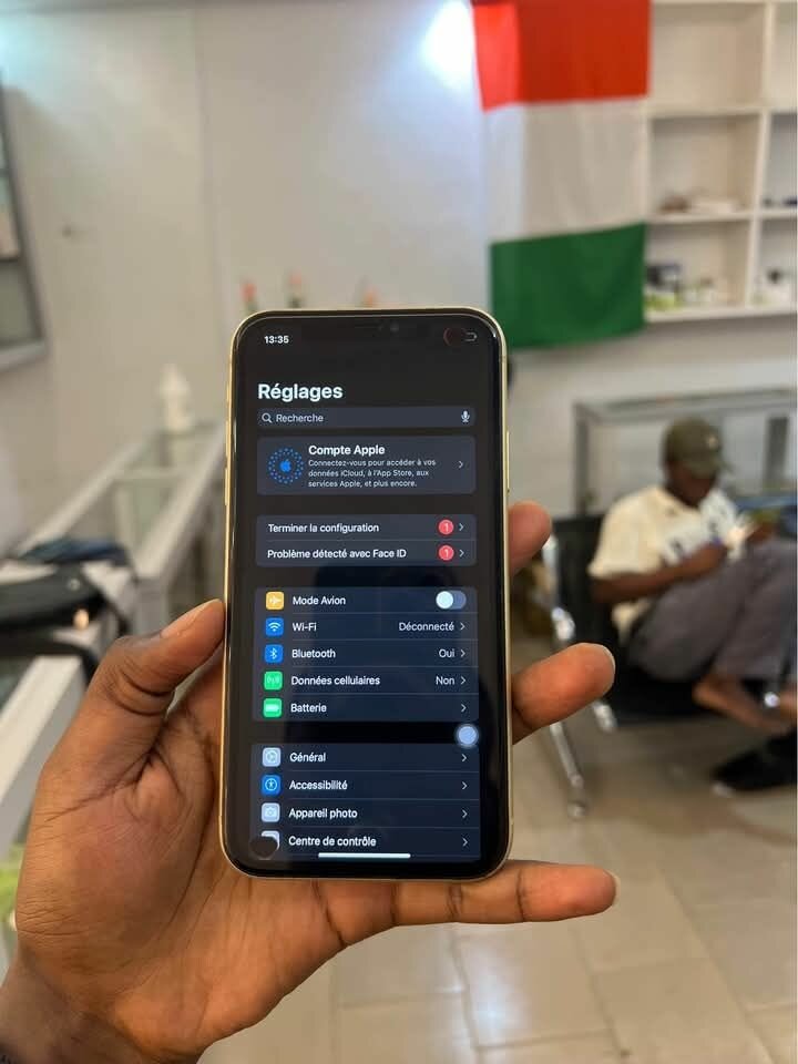 iPhone Xr Jaune 64 Go