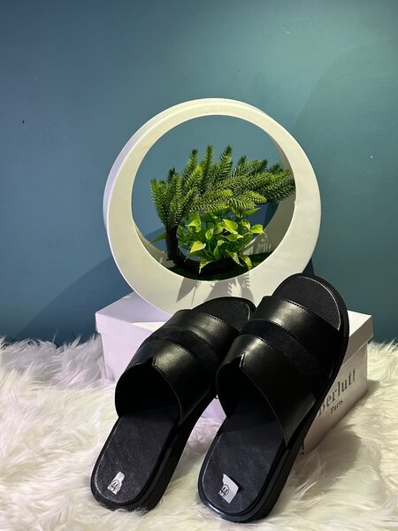 Sandales en cuir élégants