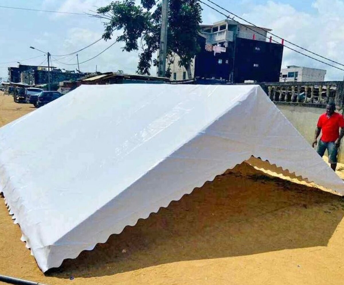 Bâche de cérémonie