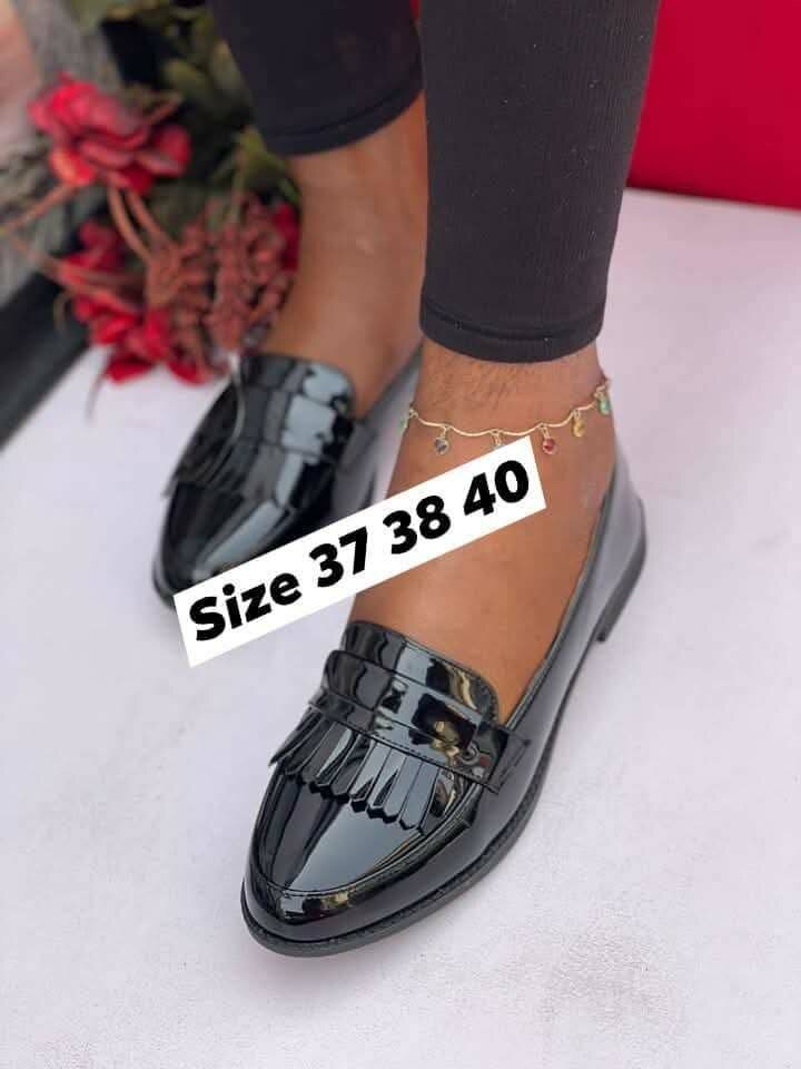 Boyfriend shoes both male and female