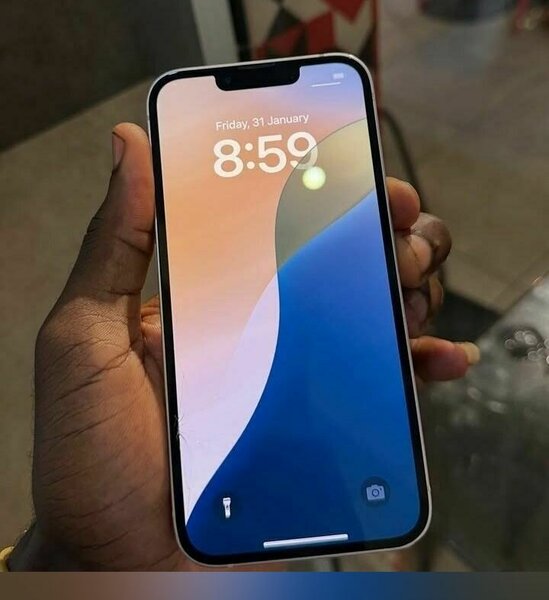 PRE-OWNED IPHONE 13